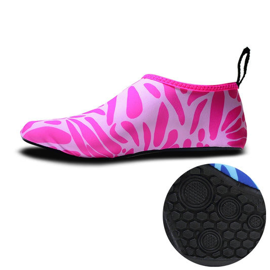 Non-slip Wear-resisting Thick Rubber Sole Diving Shoes and  Socks, One Pair, Size:M (Figured Pink) - Swimming Fins & Diving Shoes by PMC Jewellery | Online Shopping South Africa | PMC Jewellery | Buy Now Pay Later Mobicred