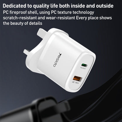 Yesido YC46 PD20W USB-C / Type-C + USB Travel Charger with 1m Type-C to 8 Pin Cable, UK Plug(Black) - USB Charger by Yesido | Online Shopping South Africa | PMC Jewellery | Buy Now Pay Later Mobicred