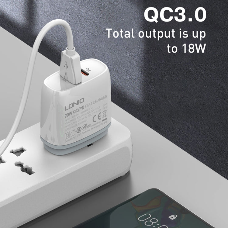 LDNIO Q229 QC3.0 / PD20W USB + Type-C Fast Charger with 1m Type-C to 8 Pin Cable, Plug Type:UK Plug(White) - USB Charger by LDNIO | Online Shopping South Africa | PMC Jewellery | Buy Now Pay Later Mobicred