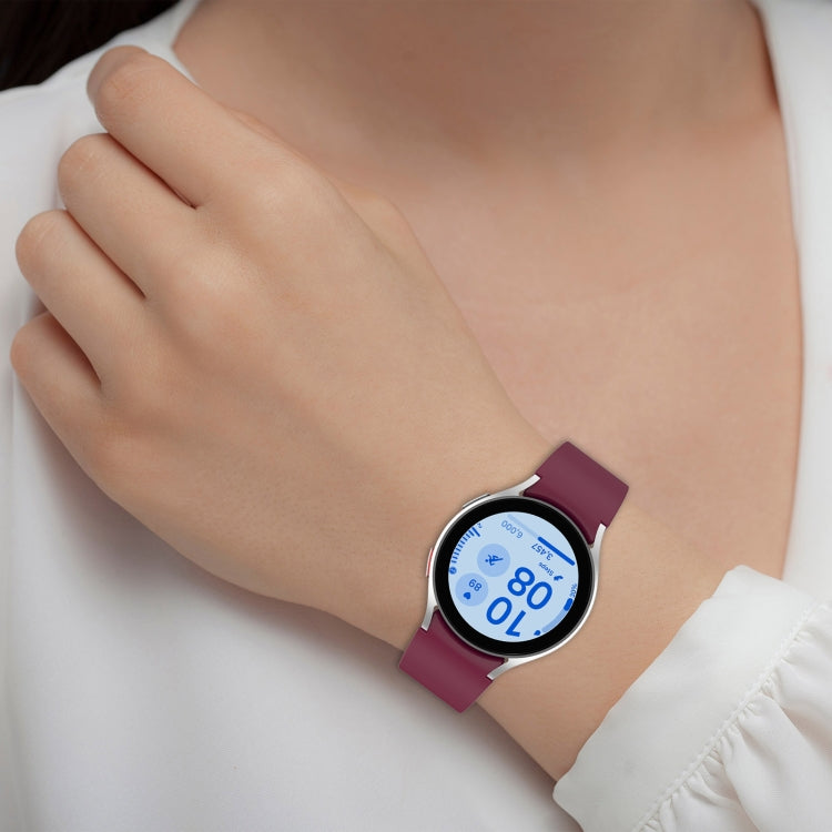 For Samsung Galaxy Watch7 40 / 44mm Solid Color Silver Buckle Quick Release Silicone Watch Band(White) - free shipping - PMC TechLife - Order now!