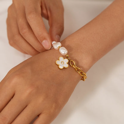 OPK GS1564 Stainless Steel Flower Pendant Pearl Bracelet(Gold) - Bracelets by OPK | Online Shopping South Africa | PMC Jewellery | Buy Now Pay Later Mobicred