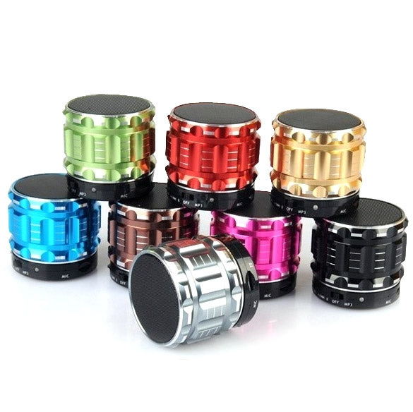 S28 Metal Mobile Bluetooth Stereo Portable Speaker with Hands-free Call Function(Green) - Desktop Speaker by PMC TechLife | Online Shopping South Africa | PMC TechLife